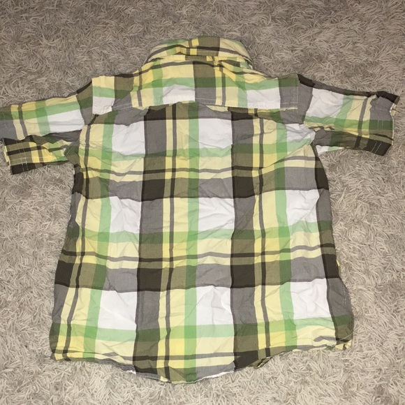 GapKids Button Down Short Sleeve Shirt - Picture 2 of 3